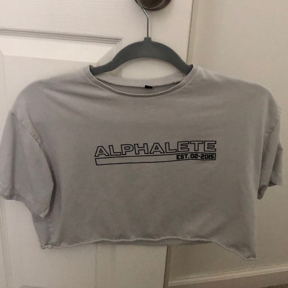 Alphalete crop top